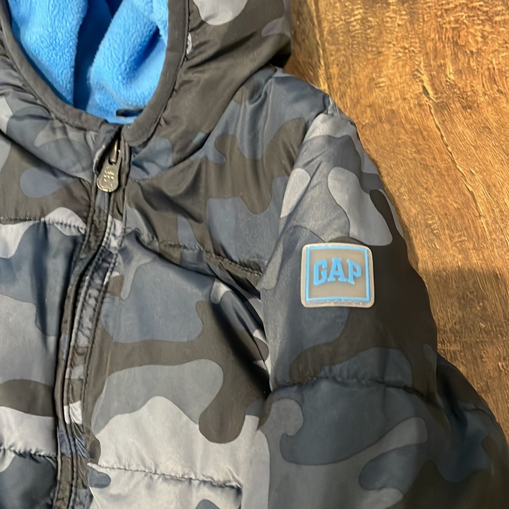 Snowsuit - Picture 2 of 4